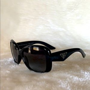 Prada Sunglasses SPR 32P 57017 (polarized)